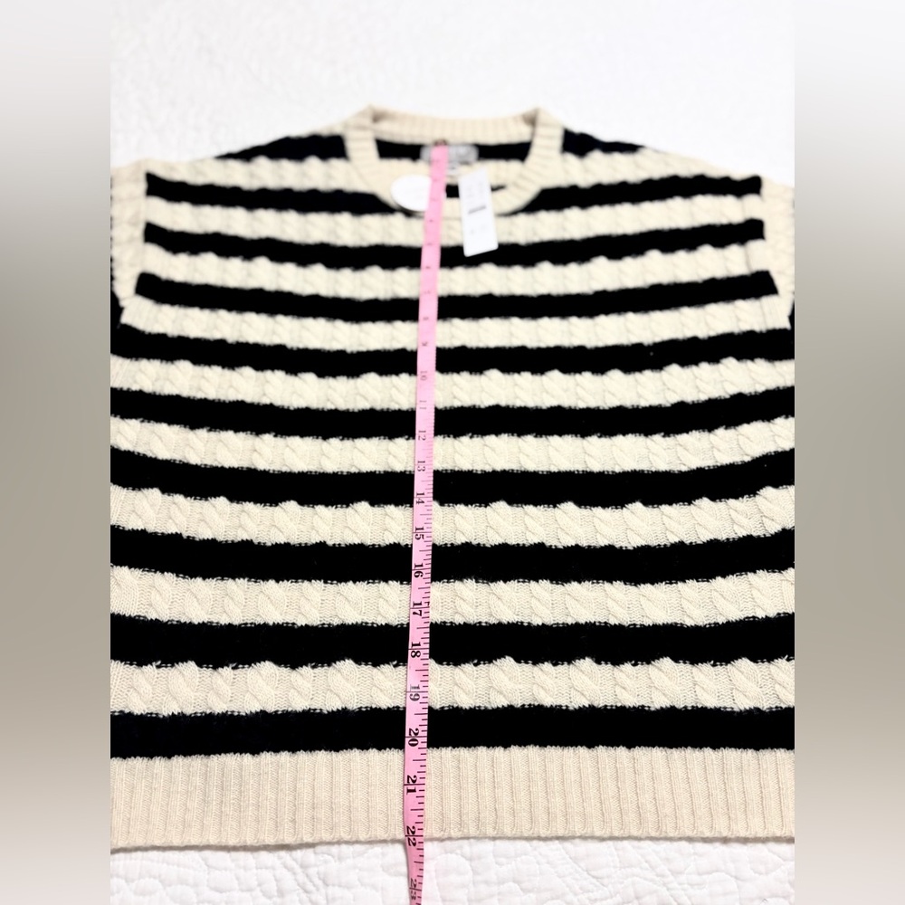 J. Crew cashmere cable-knit crewneck sweater in black and ivory stripe, size L - Picture 5 of 11